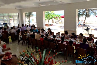 Dịch vụ ăn và đặt tiệc tại Xuân Đất Việt